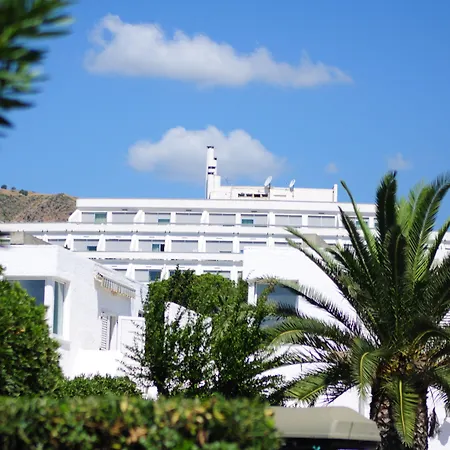 Villaggio Club Altalia 브란칼레오네 마리나