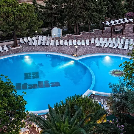 Hotel Villaggio Club Altalia 4*