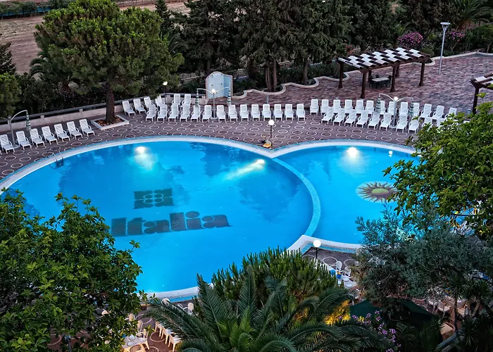 Hotel Villaggio Club Altalia 4*